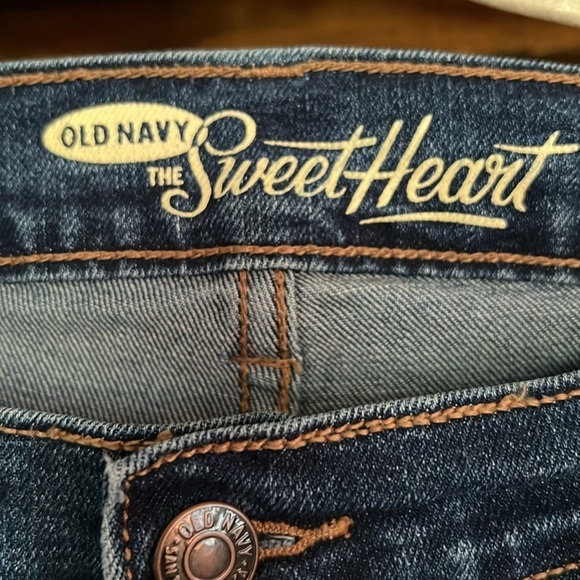 OLD NAVY Medium Wash Slightly Distressed The Sweetheart Jeans, Sz 10 Reg, GUC. - Picture 3 of 10